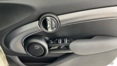 MINI Hatchback 1.5 Cooper Exclusive 5dr Auto Petrol Hatchback